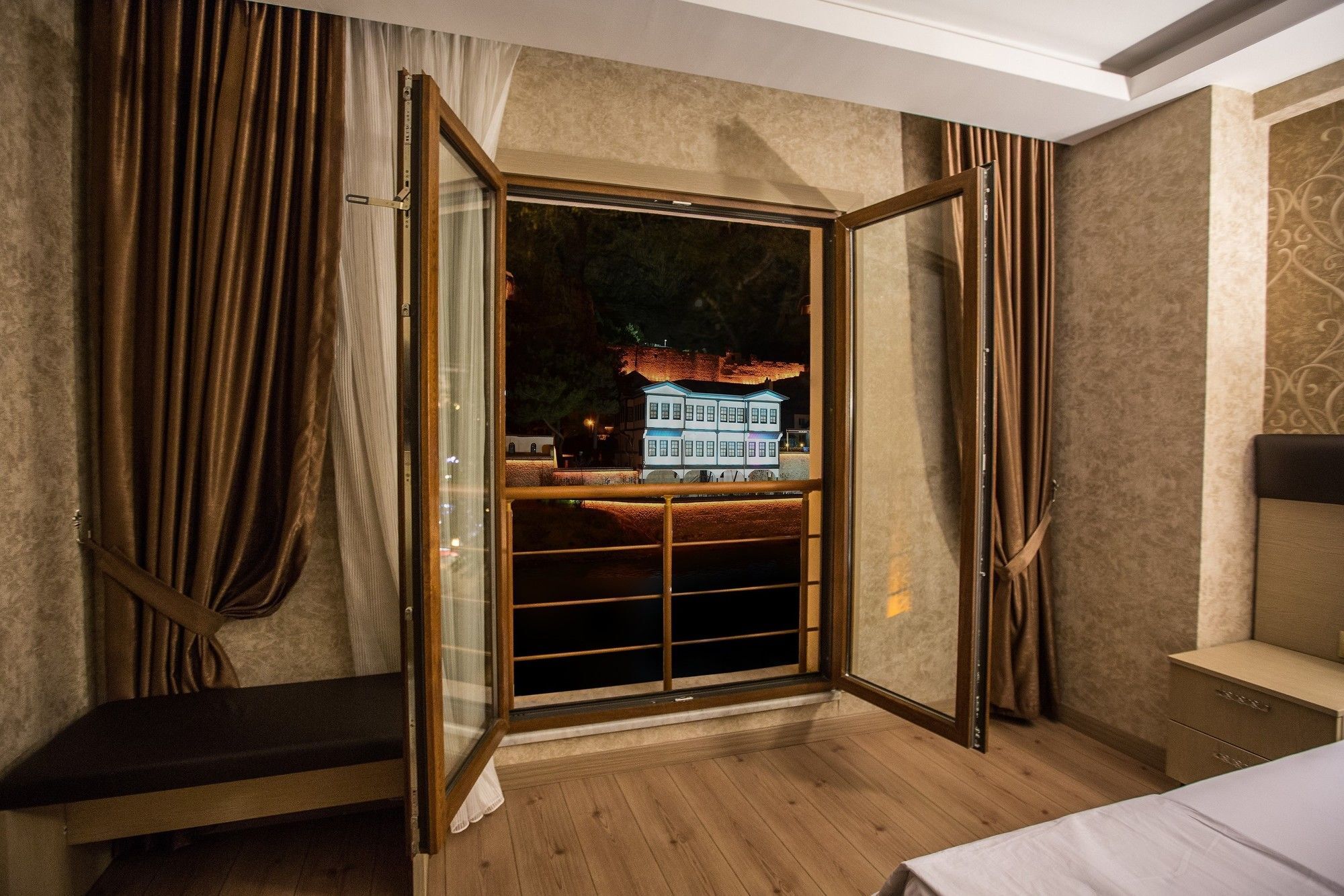 Payidar Hotel Amasya Eksteriør bilde